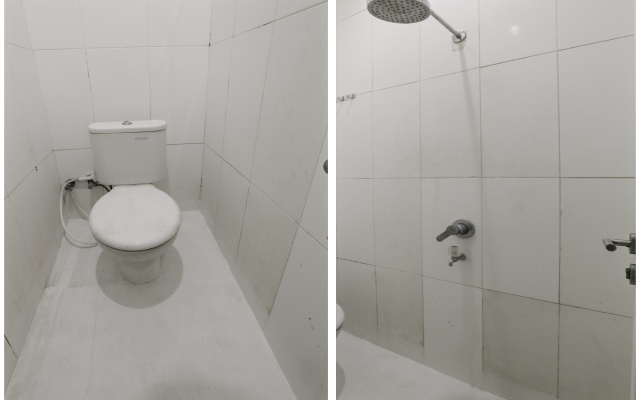 Super OYO 3838 Tamansari Guest House