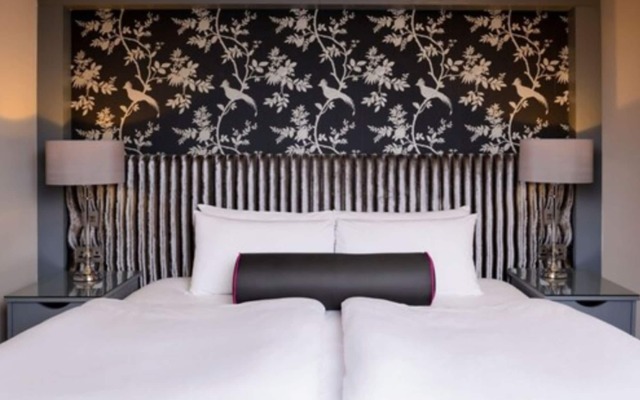 Hampton Hotel