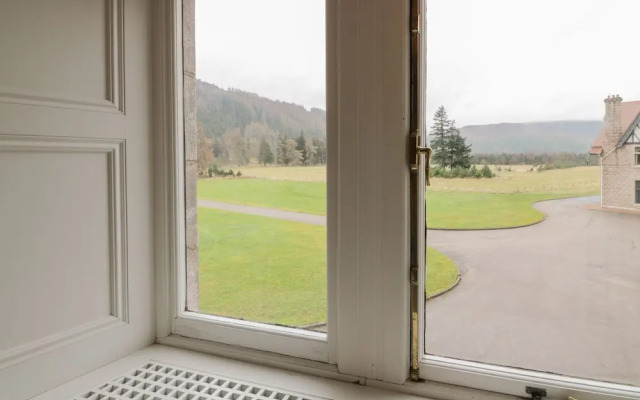 Bynack - Mar Lodge Estate