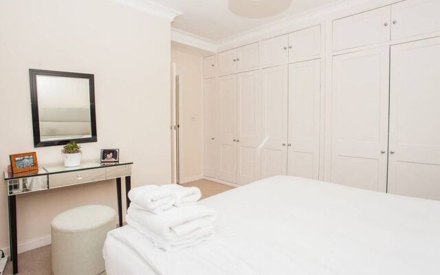 Luxury 2 Bed Mayfair Apartment