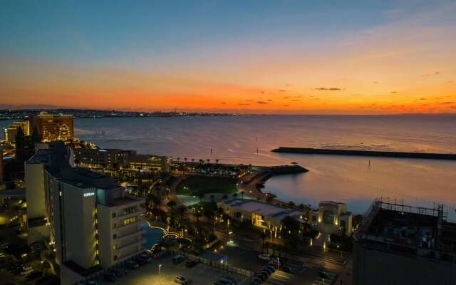 Hilton Okinawa Chatan Resort