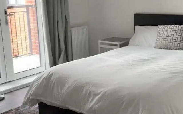 Cozy City Apartment in Rainham