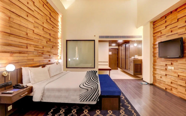 5 By Oyo Metropolitan