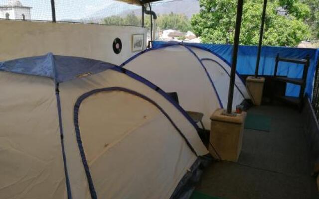 Camping & Travel Antigua - Hostel