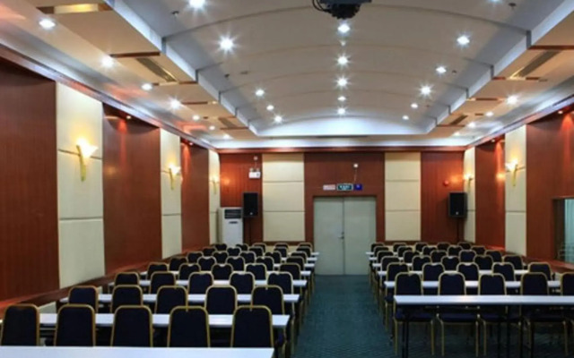Hedong Hotel