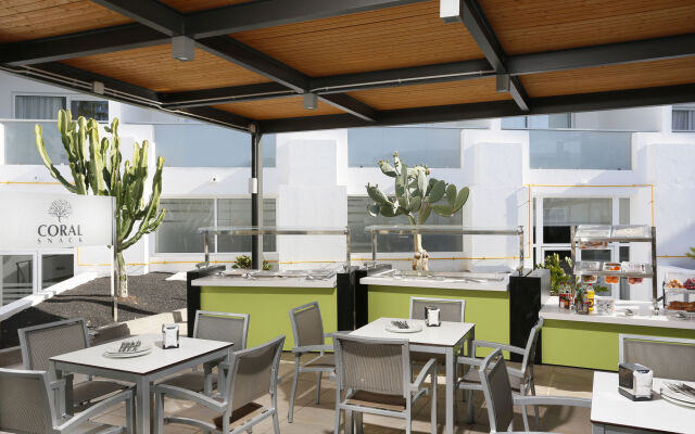 Aequora Lanzarote Suites