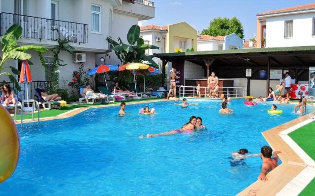 Melek Apart Hotel