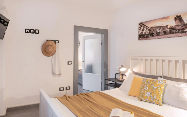 DomusBergamo - Apartment in Historic Street