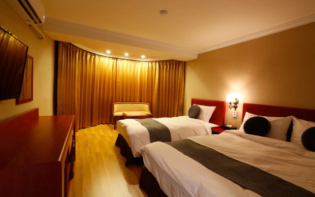 Anmyeon Plaza Hotel