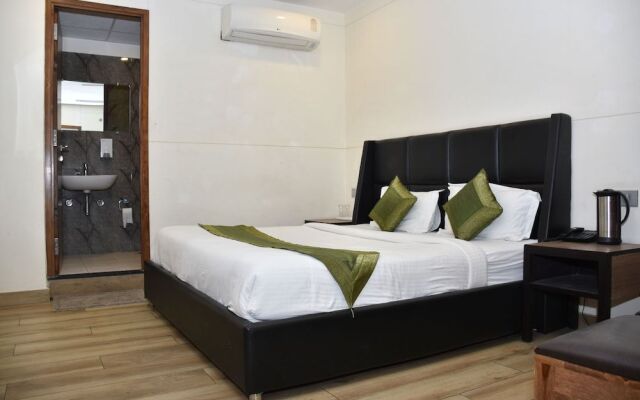 Hotel 360