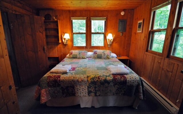 Ludlow's Island Resort