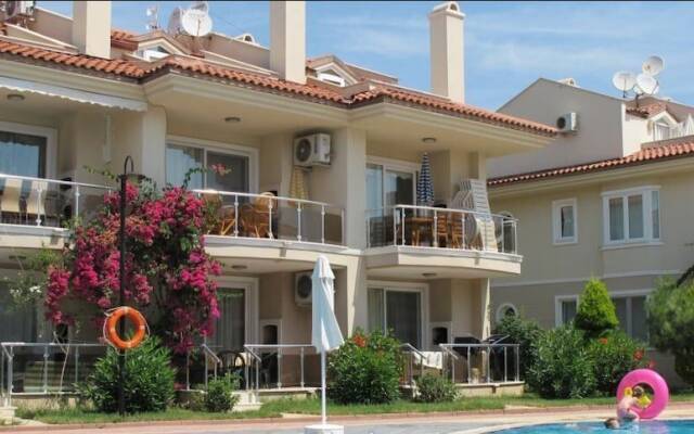 Villa AQ28 by JoyLettings