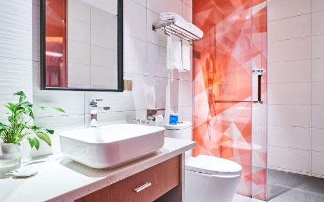 Xili Hotel (Guangzhou Aoyuan Square)
