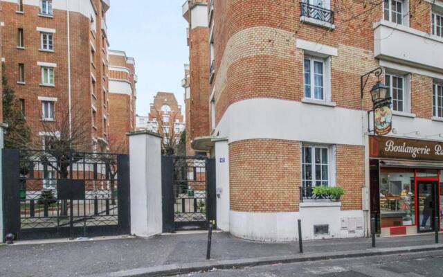 Nice and calm flat in Nation at the heart of Paris - Welkeys