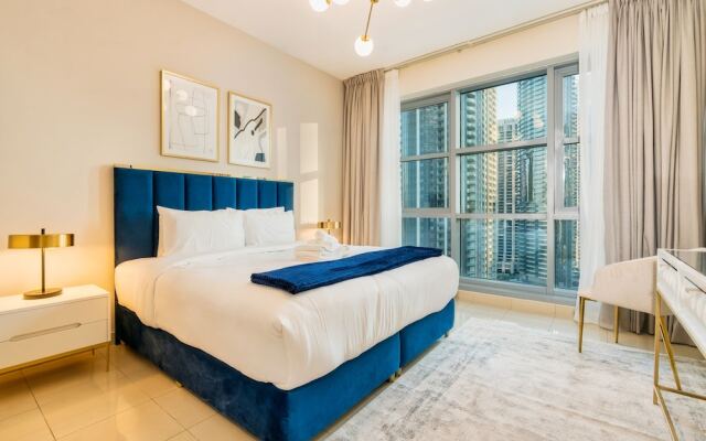 Luxurious 1B With Opera & fountains views