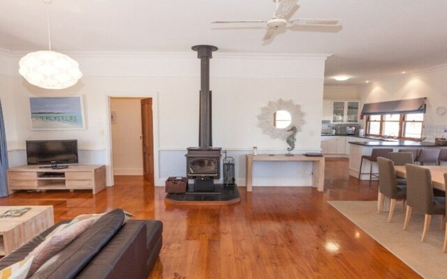 The Banksia - 3 Banksia Court, Normanville