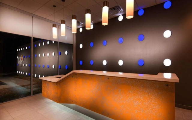 GLō Best Western Nashville Airport