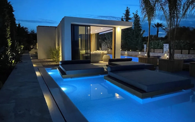 5-bedroom Superior Villa, Sea View & Swimming Pool