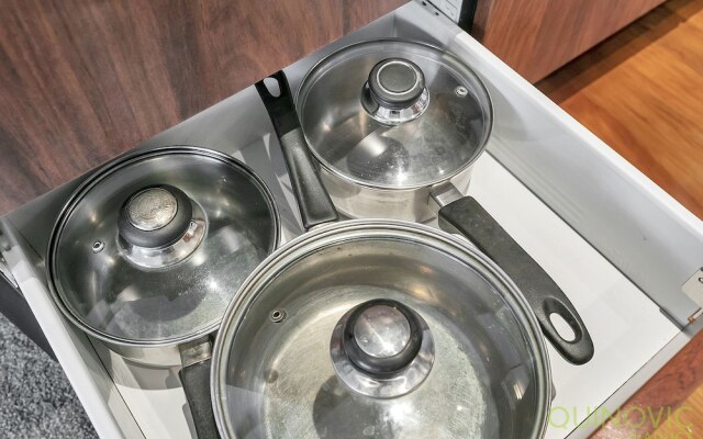 QV Refined & Central Apartment - 827