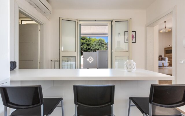 2508 Villetta Blanca by Barbarhouse