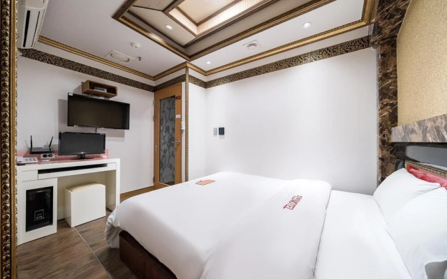 Pochoen the Dream Hotel