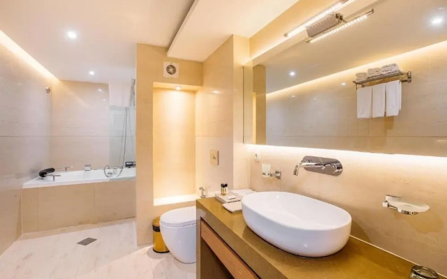 Fortune Palace Hotel