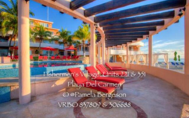 Chango Villa - Beachfront