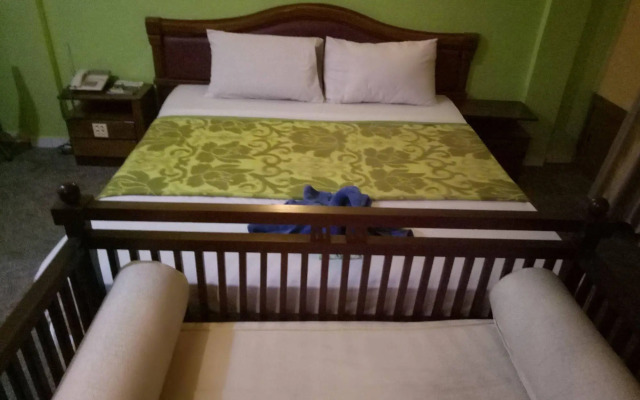 Hotel Laut Jaya