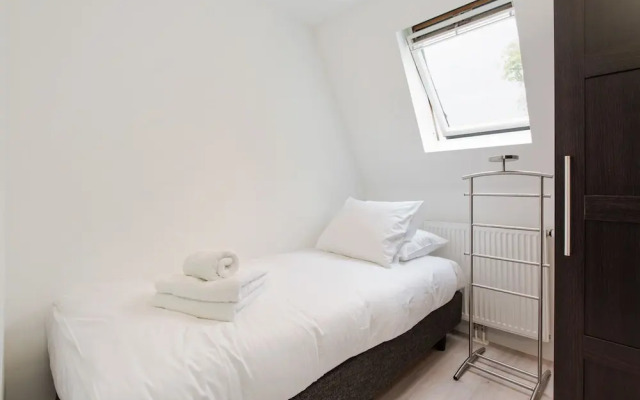 Windmill Apartment