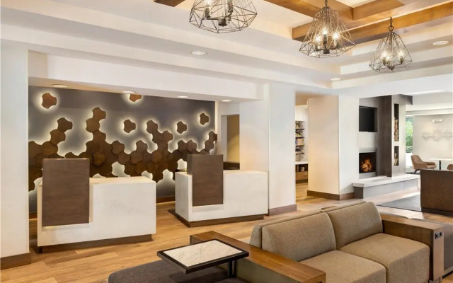 Hyatt Place Keystone / Dillon