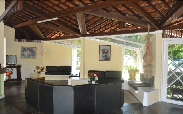 Oasis Praia Hotel