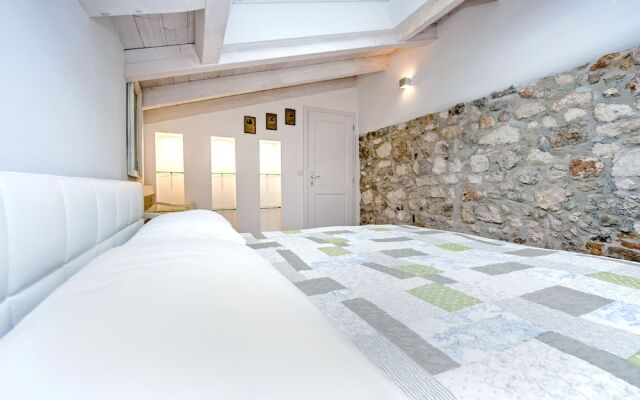 Apartment and Studio CA 3 VIE