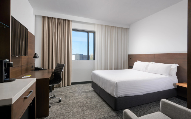 Holiday Inn West Perth by IHG