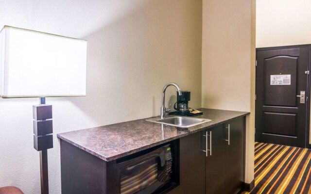 Spark by Hilton Amarillo Western Plaza