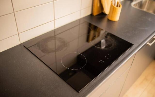 Aesthetical Serviced Studio 93m2 -LK16A-
