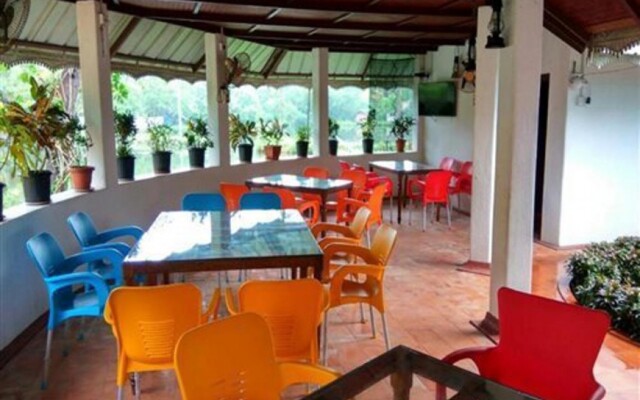 Kadaloram Beach Resort