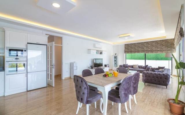 Villa Sky by Akdenizvillam