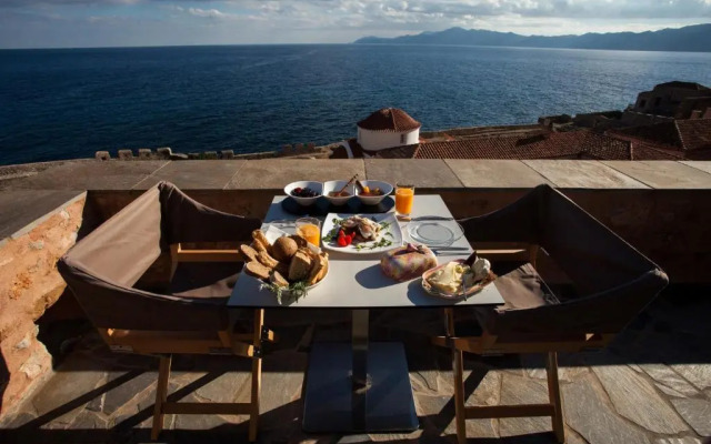 Casa Rodanthi - Luxury Castle Residence