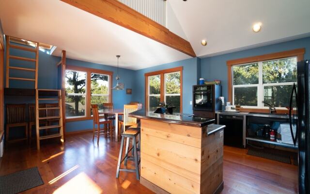Swallow's Nest 4 Bedroom Home