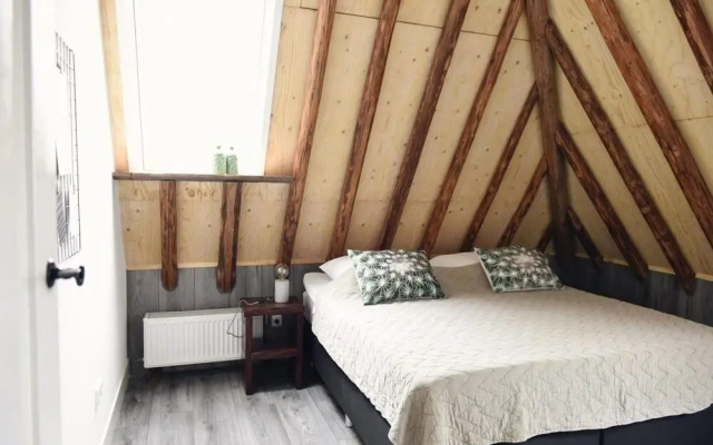 Tent Lodge With Comfort