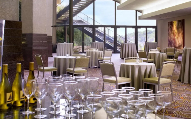 The Westin Kansas City at Crown Center
