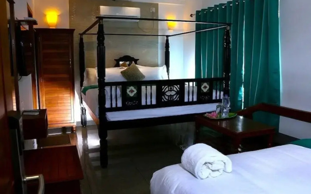 Le Holiday Inn