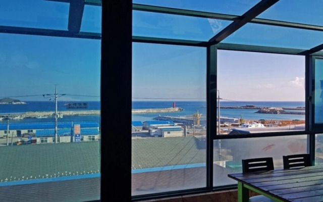 Goseong Haemaru Pension