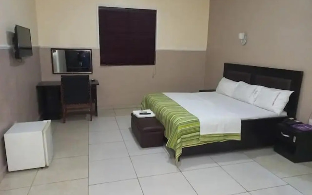 Vichi Gates Hotel