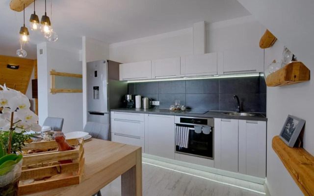Apartament Góralska Ostoja prywatne wejście widok na Tatry