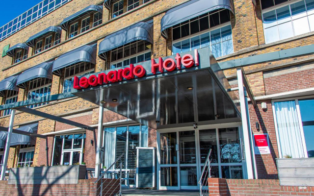 hotelImage