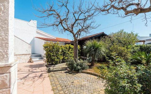 Villetta Bartucci con giardino