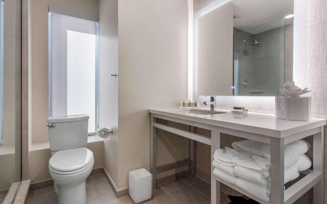 Cambria Hotel Downtown-Center City