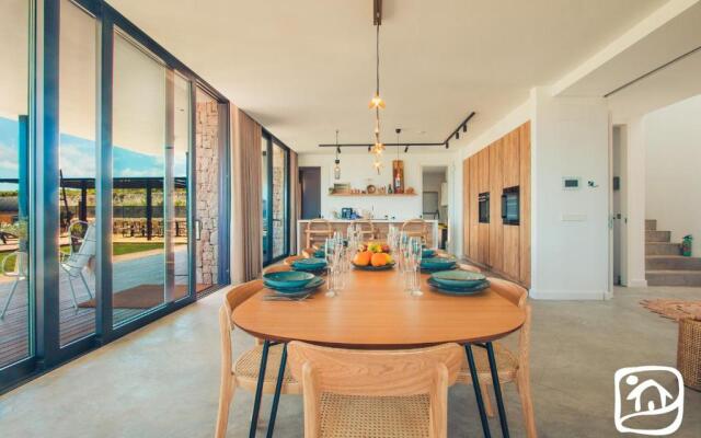 Abahana Villas Avalon