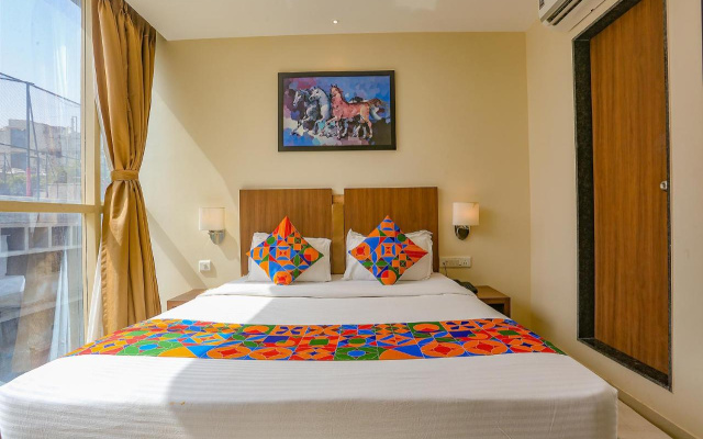 Fabhotel Royal International